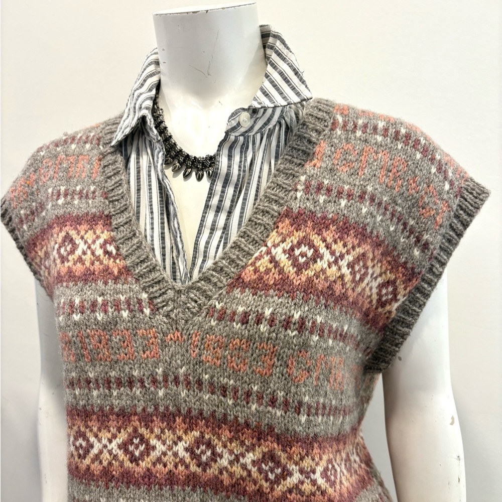 Vintage Handmade Gray and Pink Patterned Knit Vest